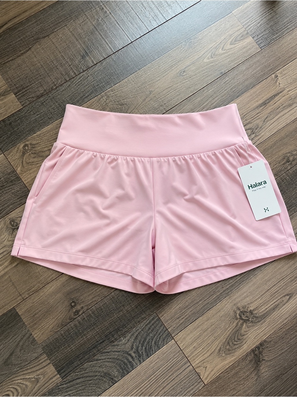 HALARA Light Pink Athletic Shorts with Side Pockets